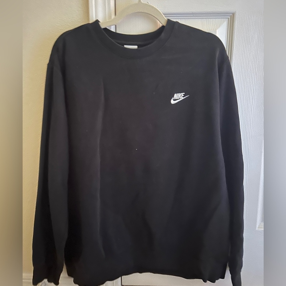 Black Nike Crewneck